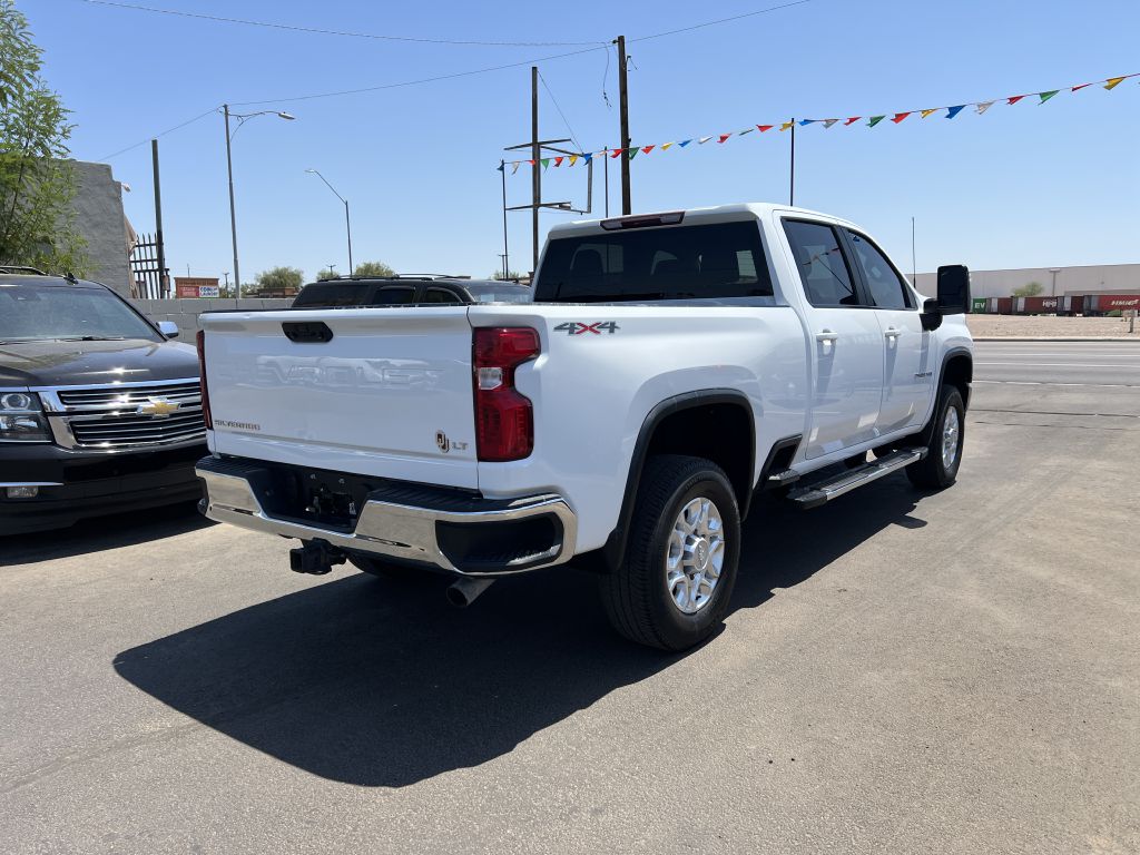 Photo 5 of this CHEVROLET SILVERADO 2500
