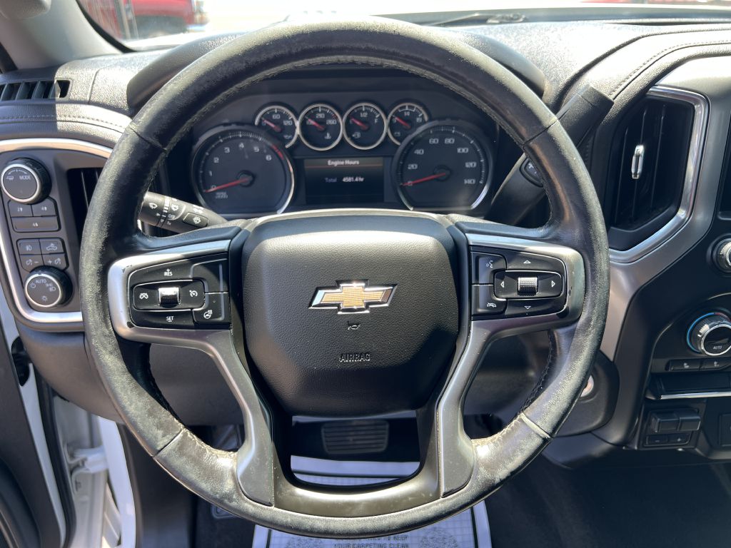 Photo 22 of this CHEVROLET SILVERADO 2500
