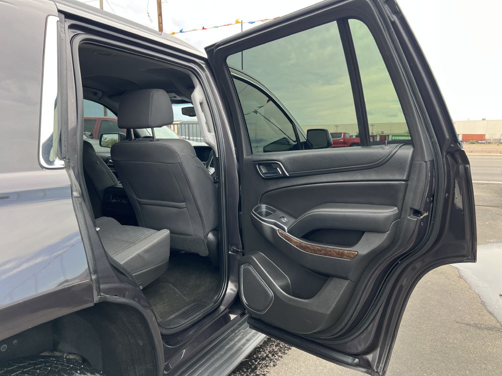Photo 16 of this CHEVROLET TAHOE
