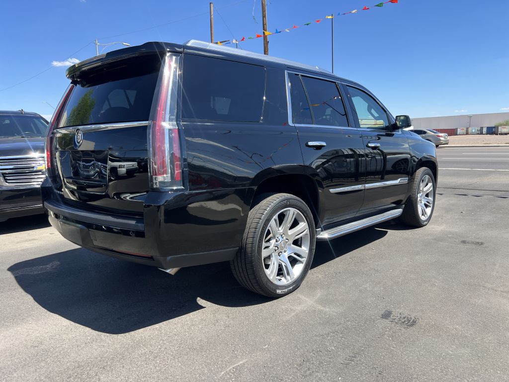 Photo 5 of this CADILLAC ESCALADE