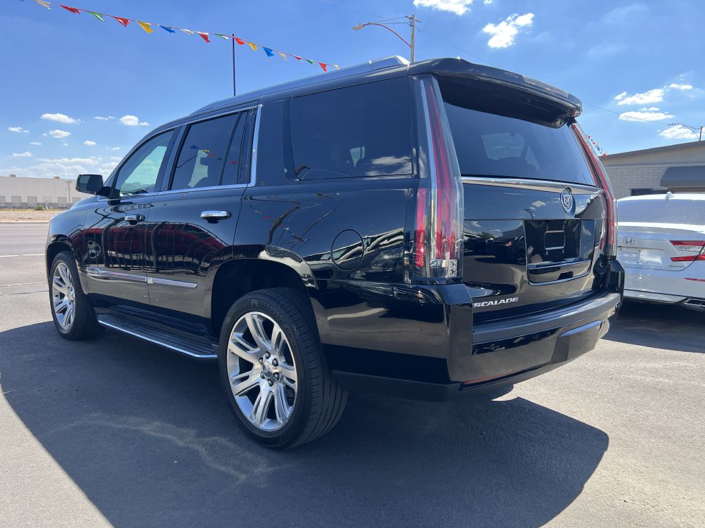 Photo 8 of this CADILLAC ESCALADE