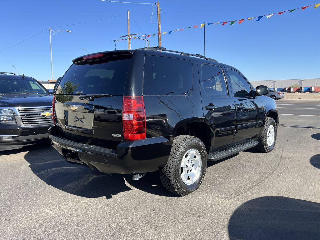 Photo 5 of this CHEVROLET TAHOE