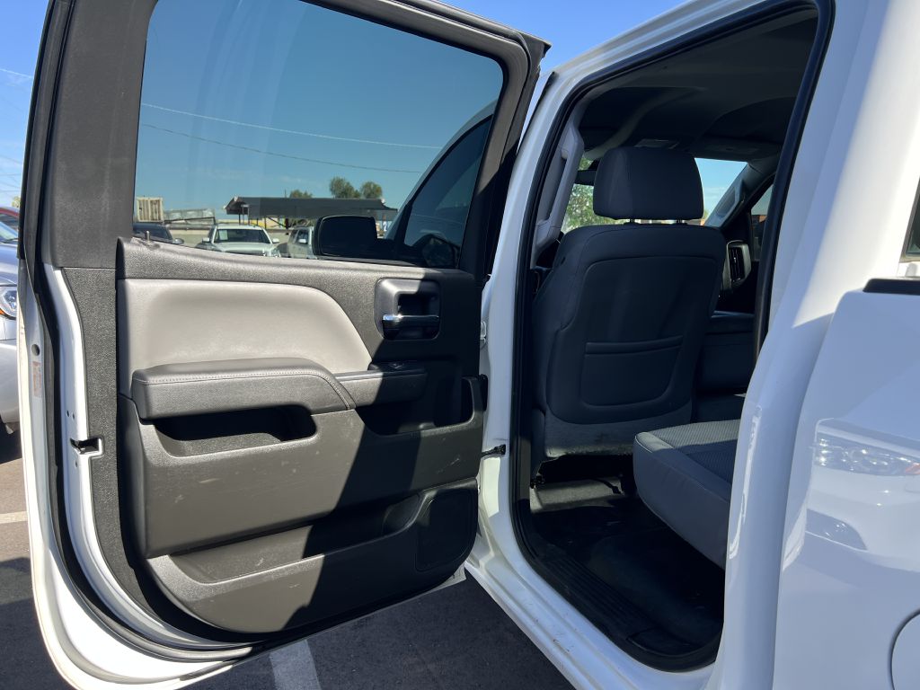 Photo 11 of this GMC SIERRA