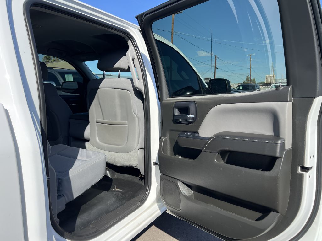 Photo 13 of this GMC SIERRA