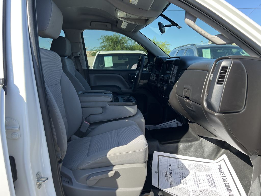 Photo 16 of this GMC SIERRA