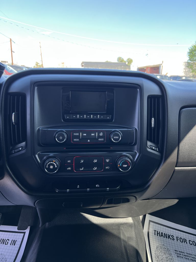 Photo 19 of this GMC SIERRA