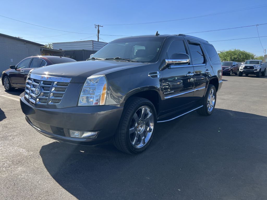 2010 CADILLAC ESCALADE