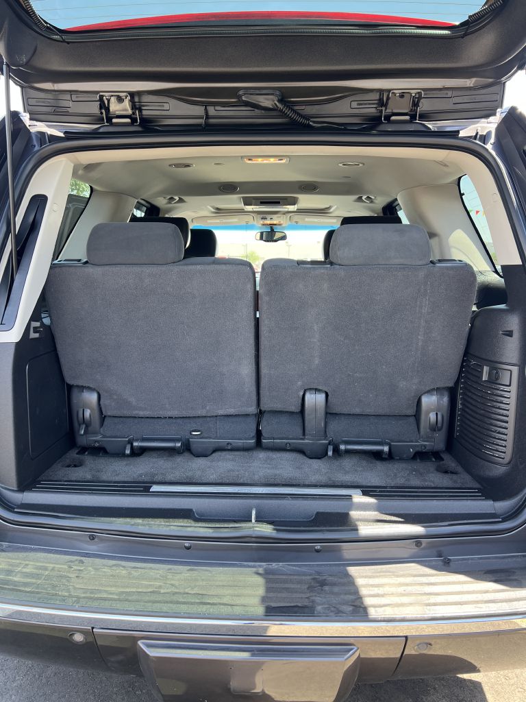 Photo 14 of this CADILLAC ESCALADE