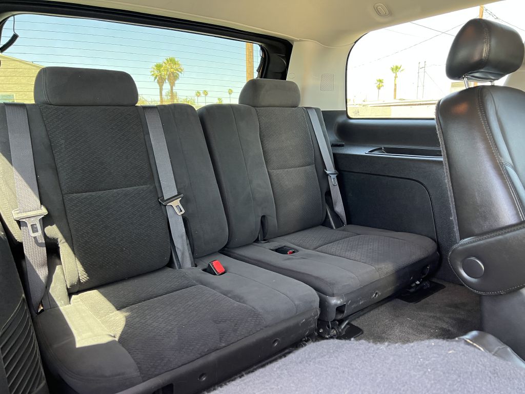 Photo 17 of this CADILLAC ESCALADE