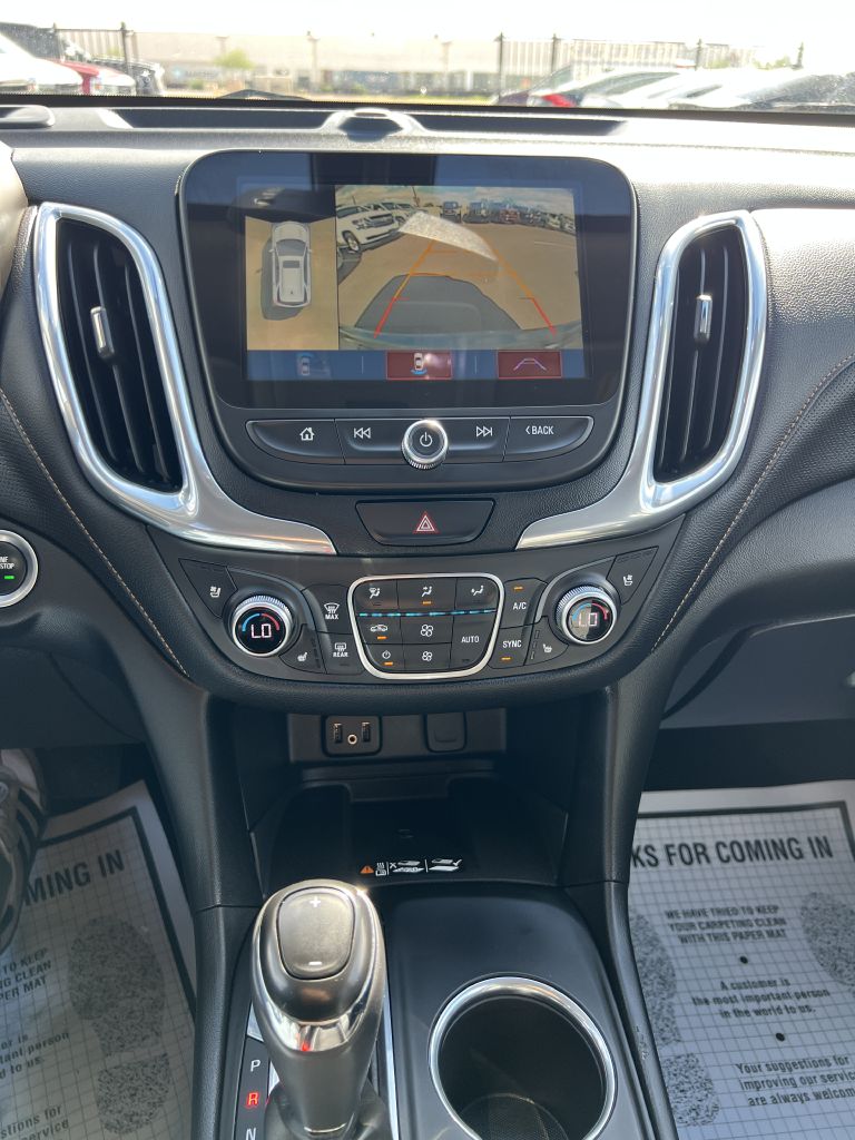 Photo 21 of this CHEVROLET EQUINOX