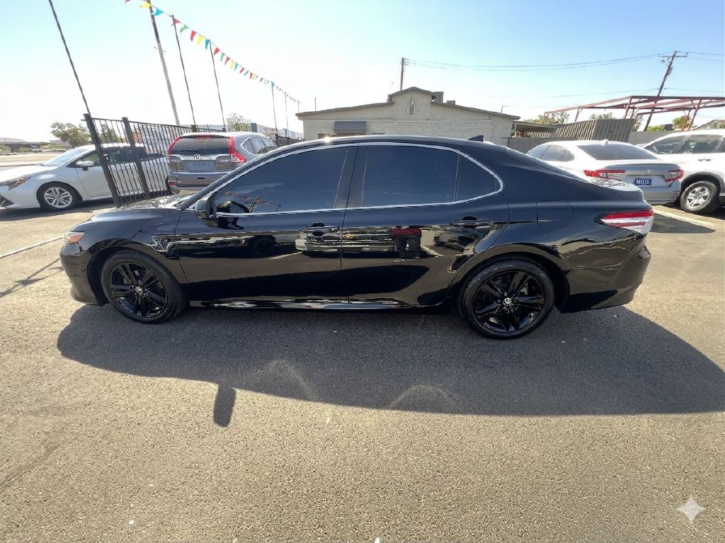 Photo 8 of this TOYOTA CAMRY