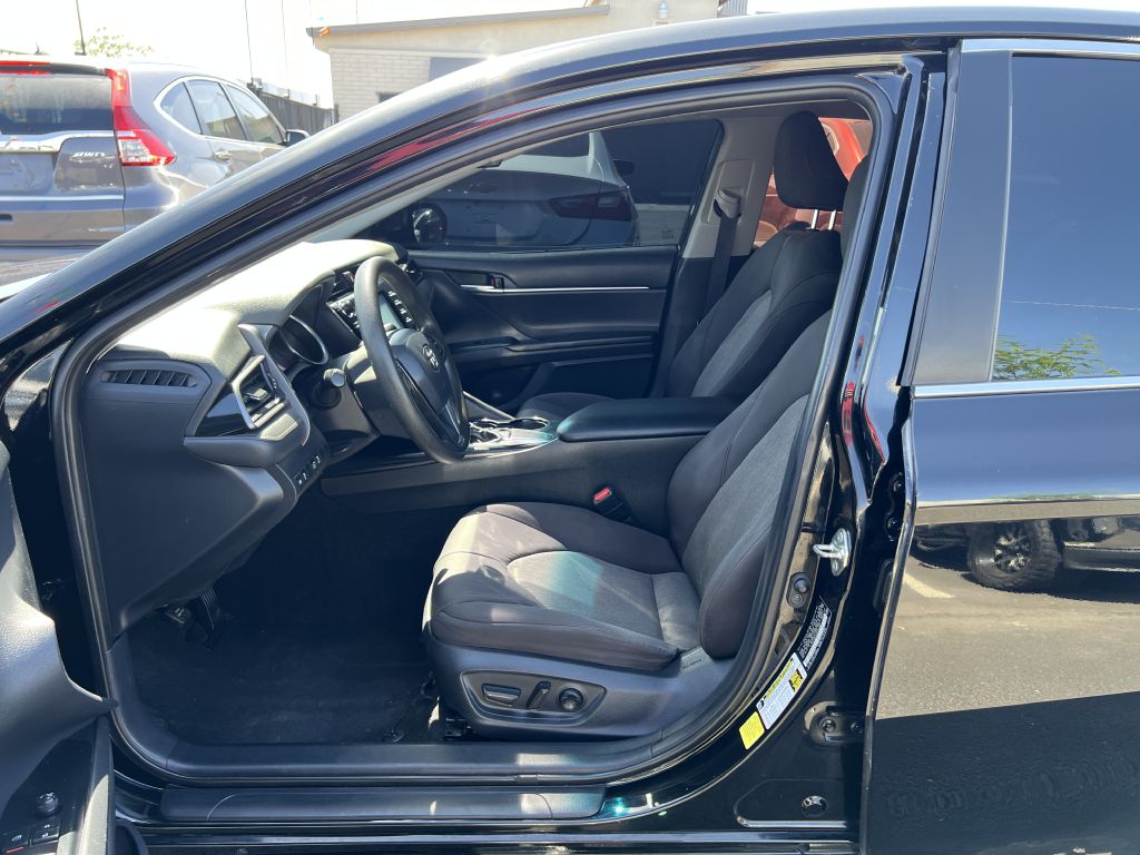 Photo 10 of this TOYOTA CAMRY