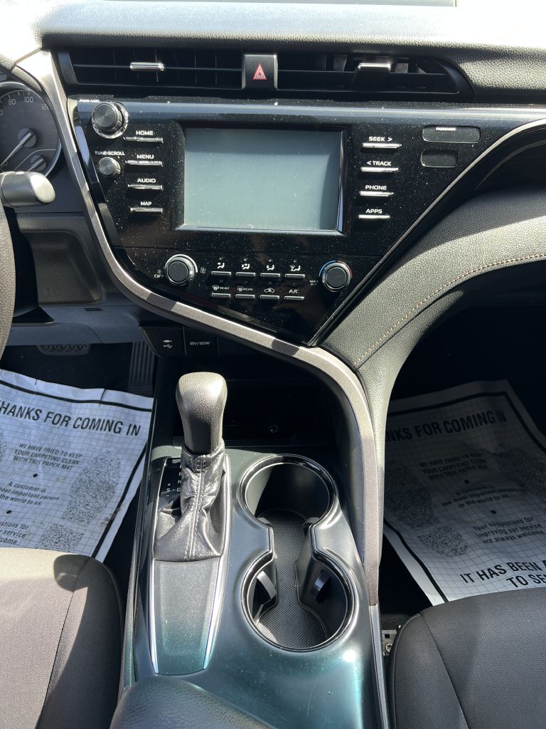 Photo 21 of this TOYOTA CAMRY