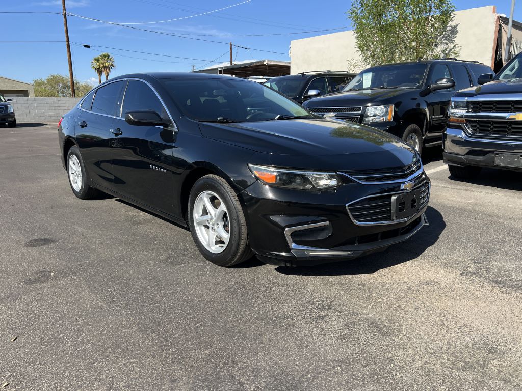Photo 3 of this CHEVROLET MALIBU