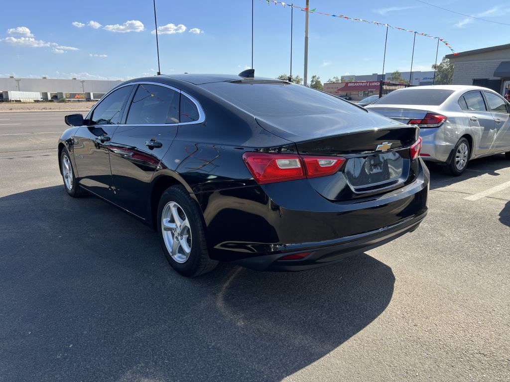 Photo 7 of this CHEVROLET MALIBU