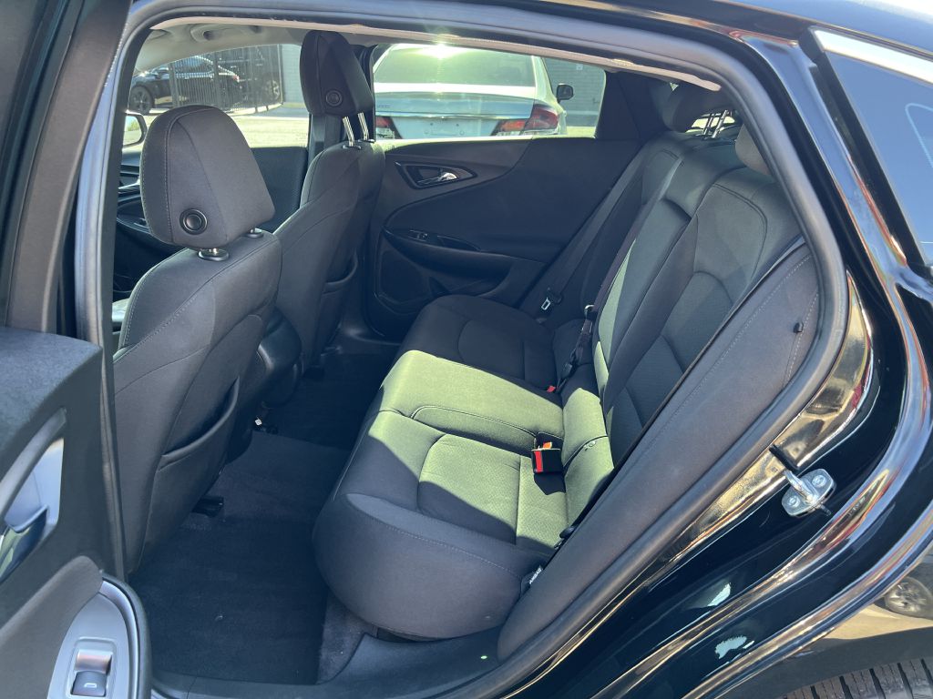 Photo 12 of this CHEVROLET MALIBU