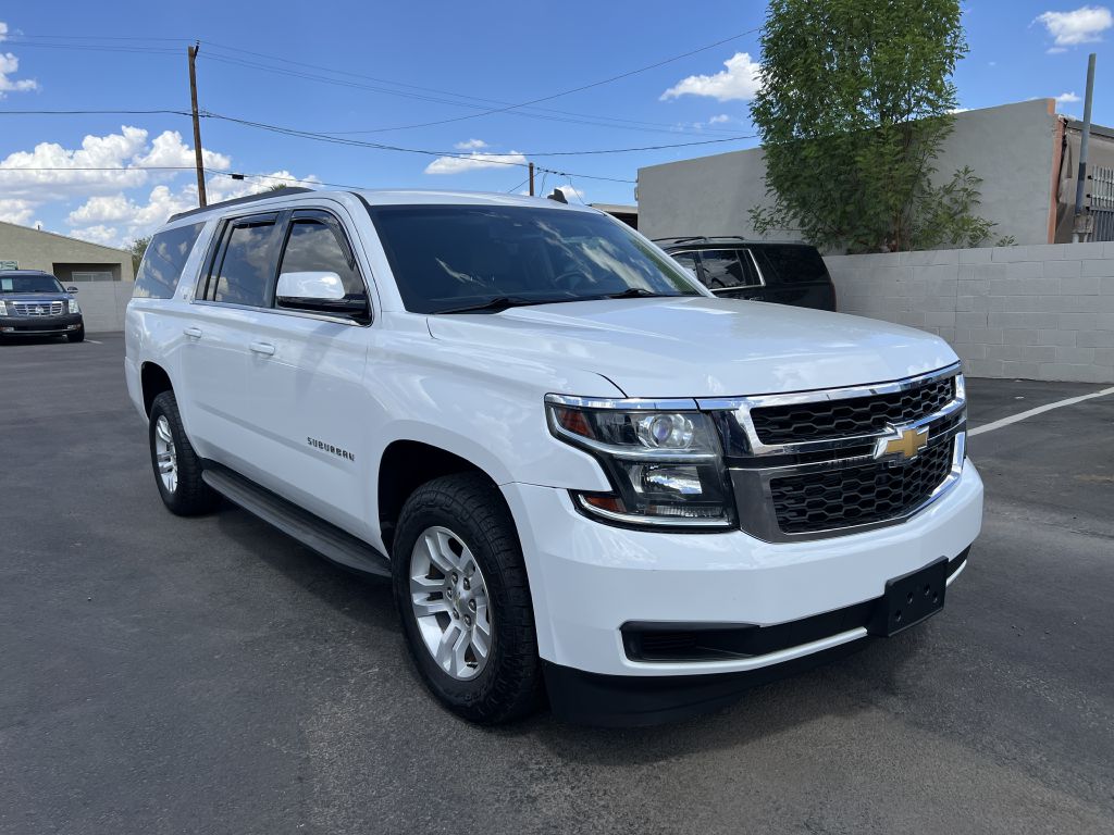 Photo 3 of this CHEVROLET SUBURBAN