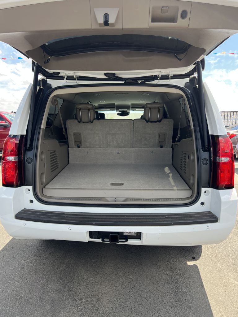 Photo 14 of this CHEVROLET SUBURBAN