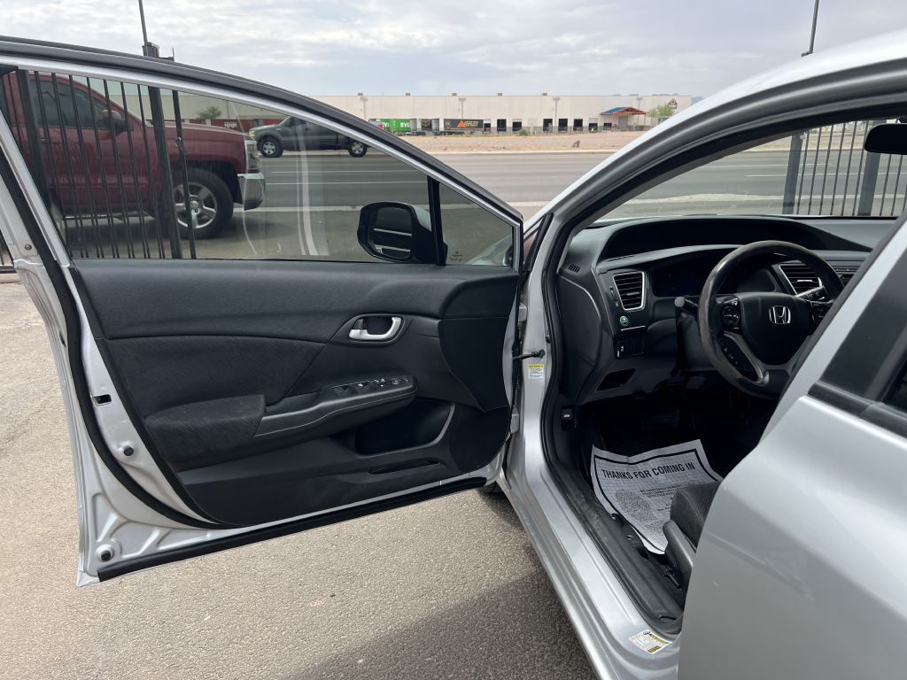 Photo 9 of this HONDA CIVIC