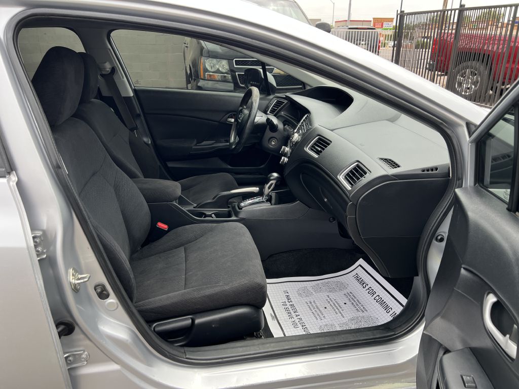 Photo 16 of this HONDA CIVIC