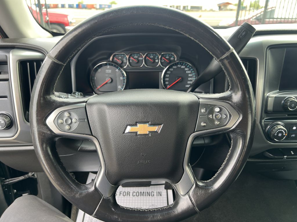 Photo 19 of this CHEVROLET SILVERADO