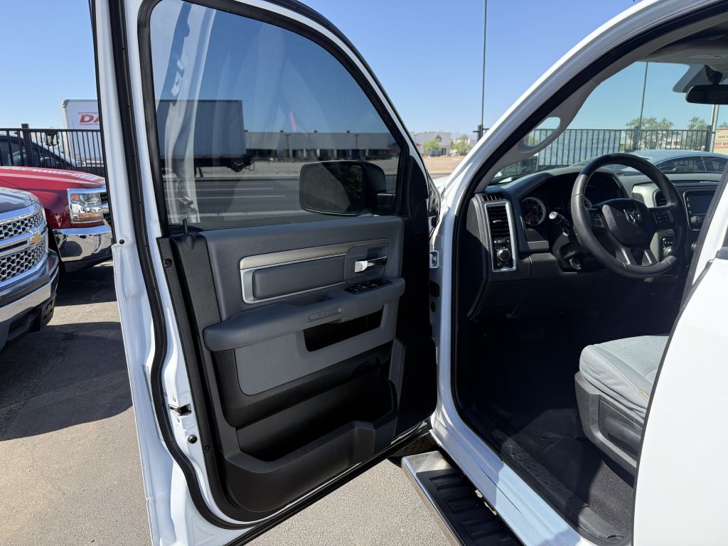 Photo 9 of this RAM 1500