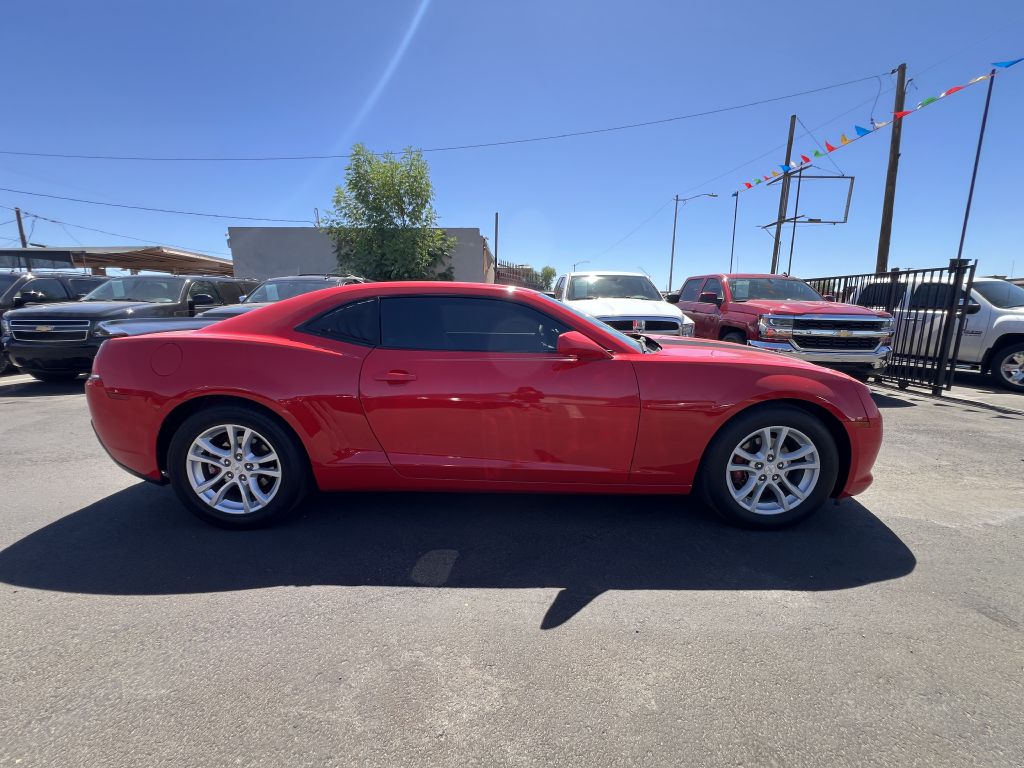 Photo 4 of this CHEVROLET CAMARO