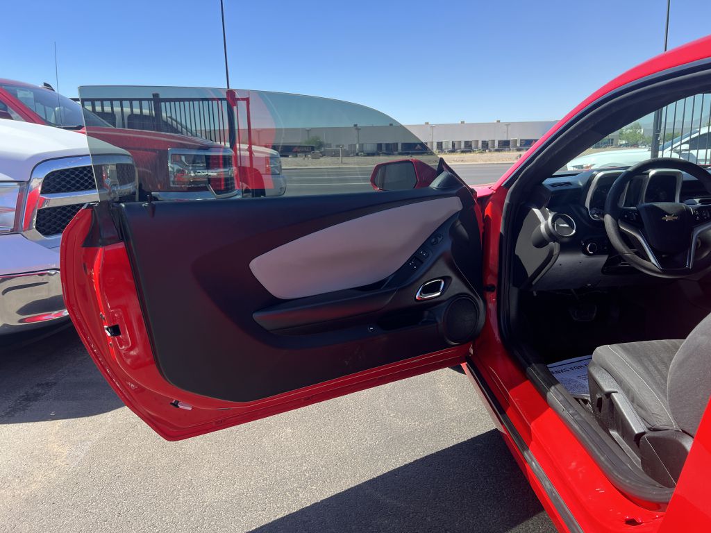 Photo 9 of this CHEVROLET CAMARO
