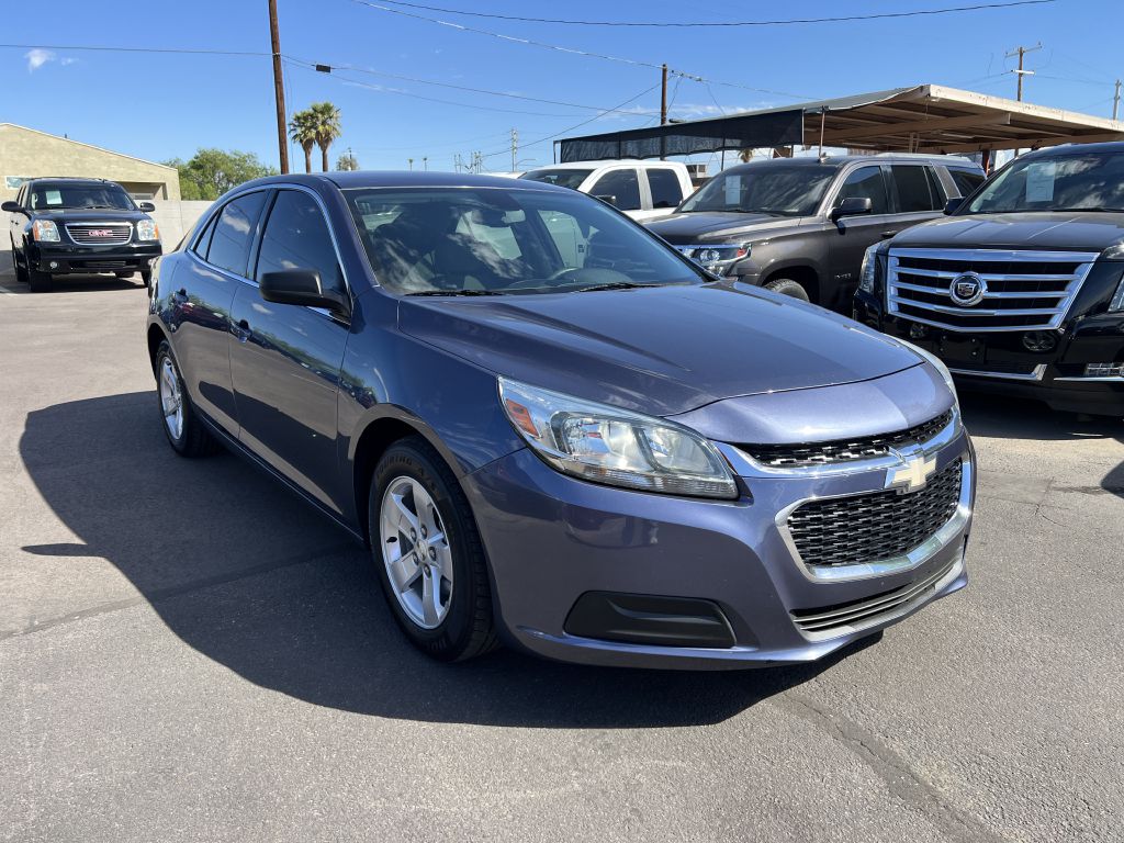 Photo 3 of this CHEVROLET MALIBU