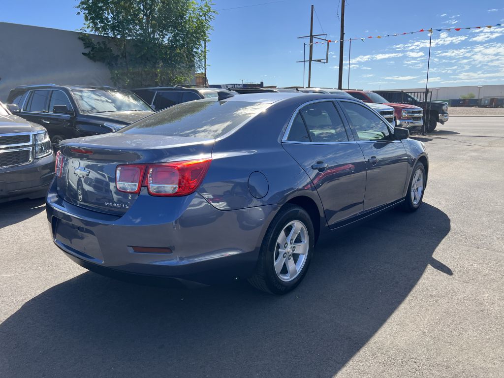 Photo 5 of this CHEVROLET MALIBU