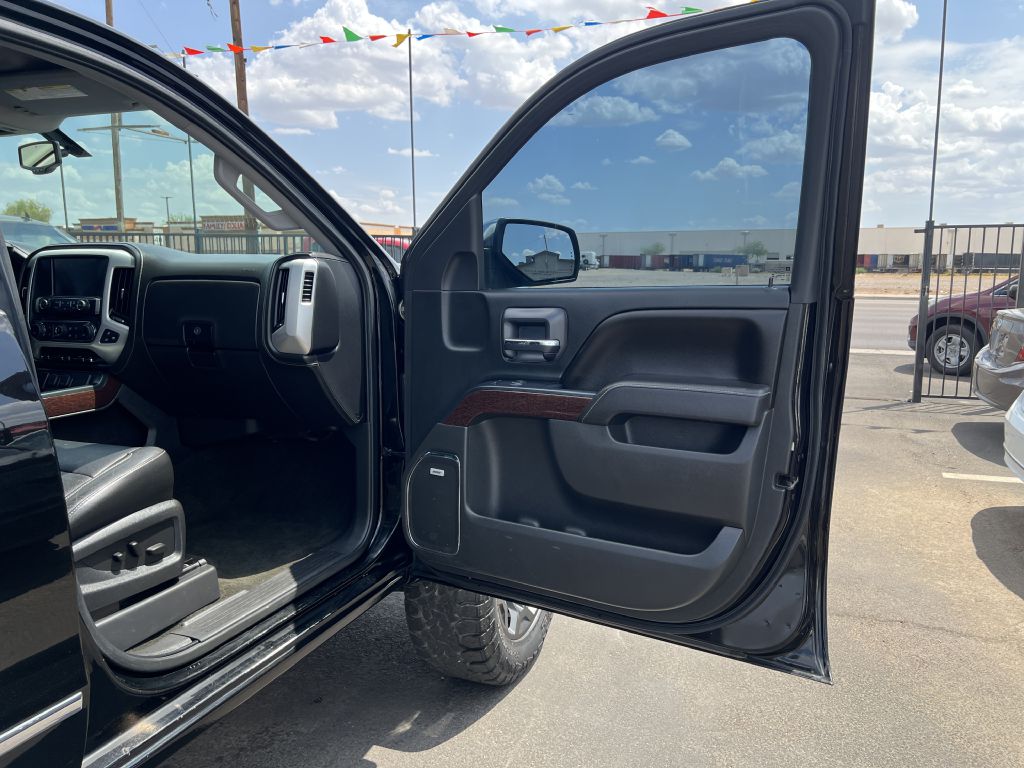 Photo 14 of this GMC SIERRA