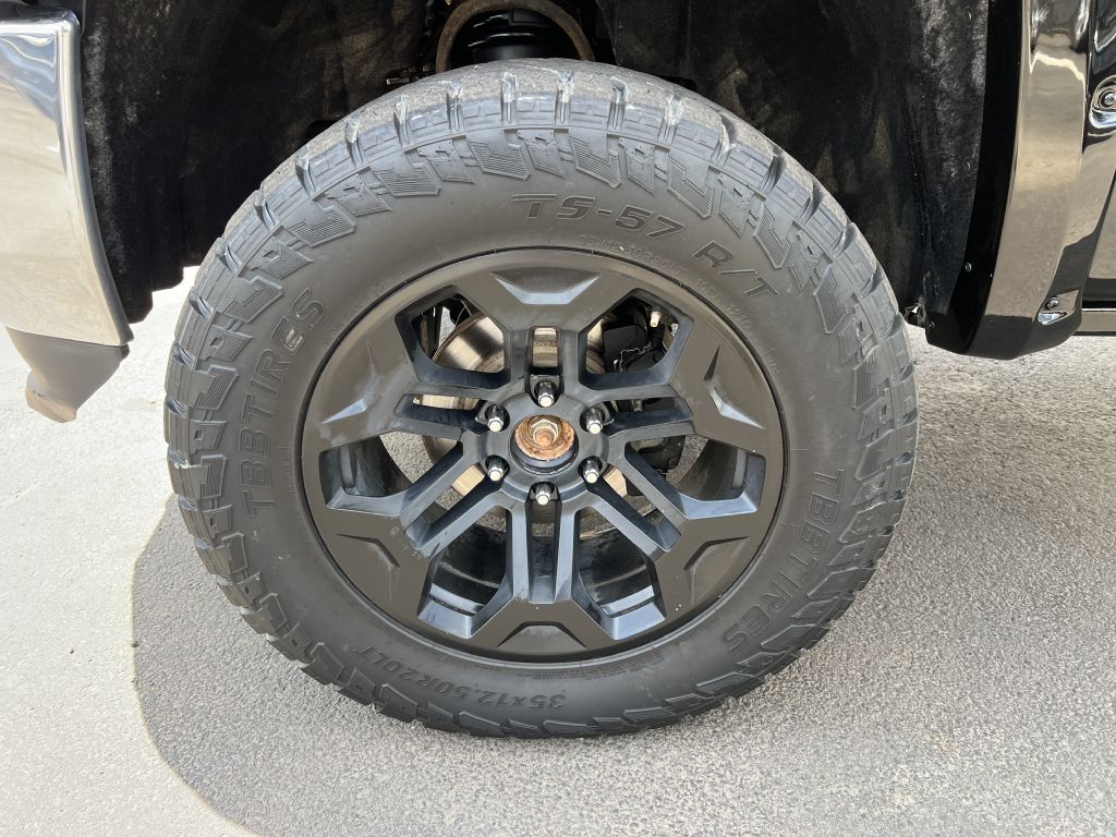 Photo 16 of this GMC SIERRA