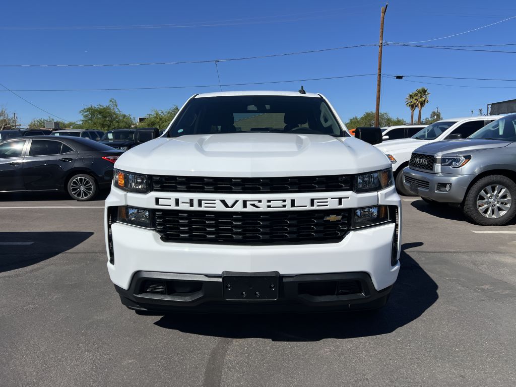 Photo 2 of this CHEVROLET SILVERADO