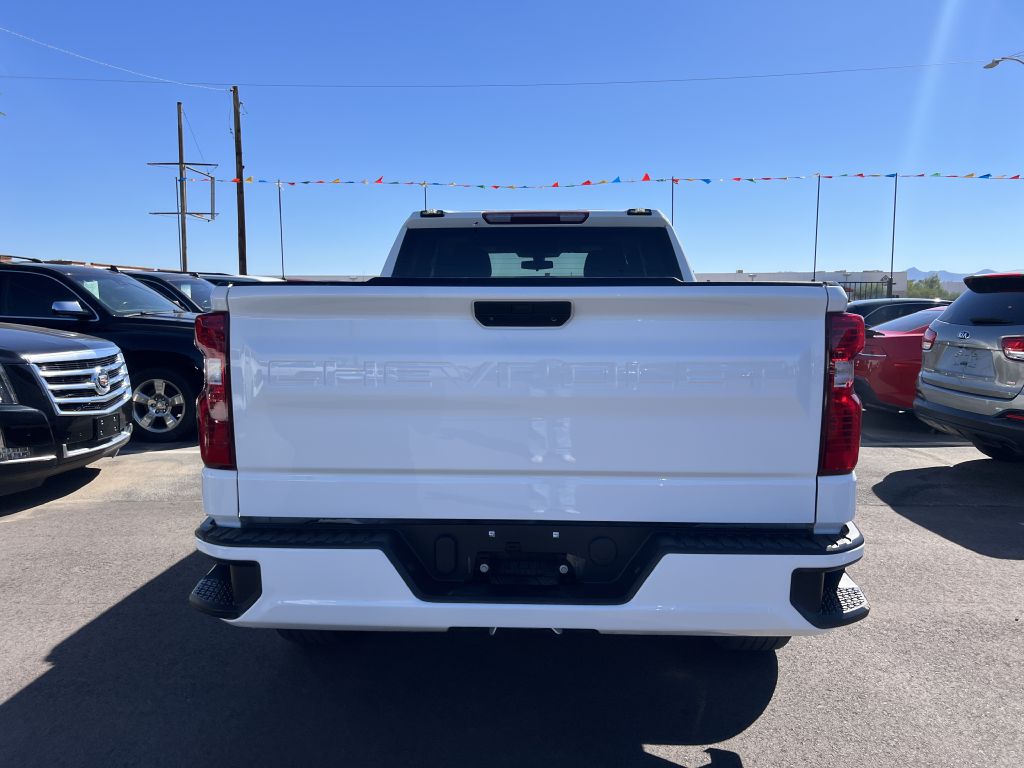 Photo 6 of this CHEVROLET SILVERADO