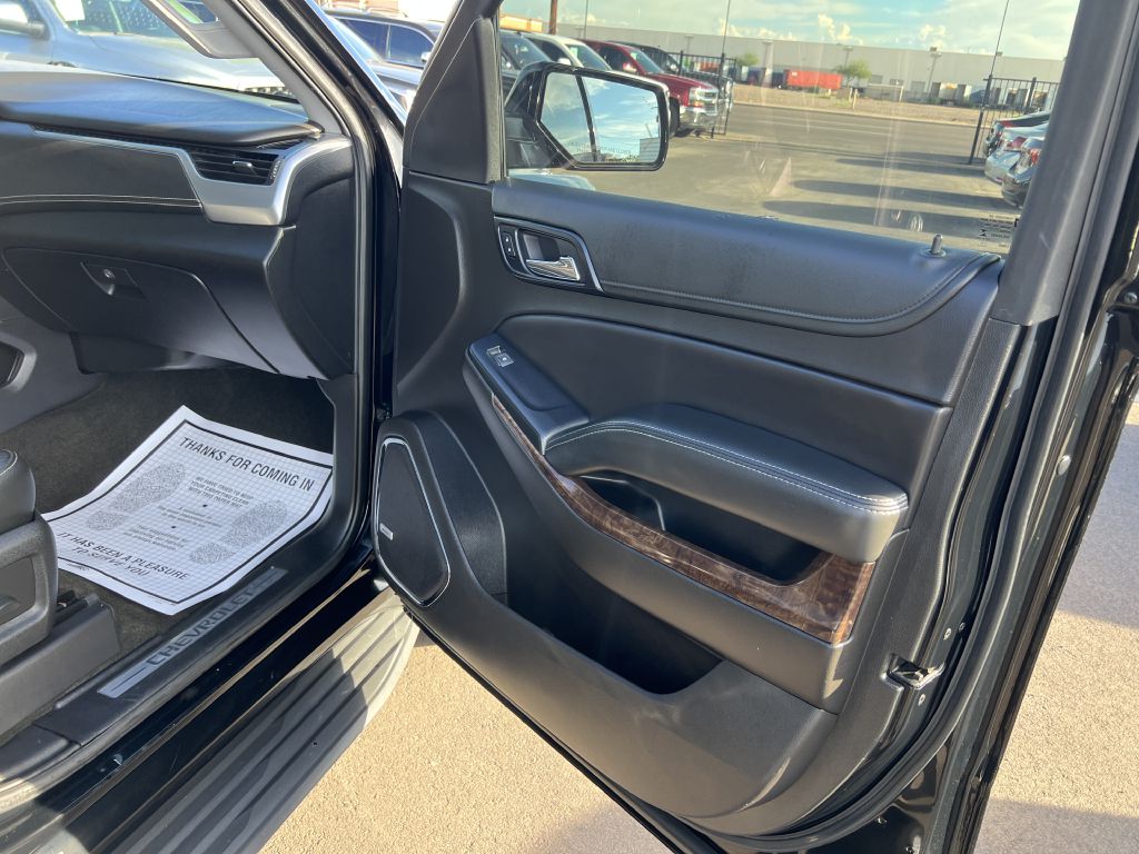 Photo 18 of this CHEVROLET TAHOE
