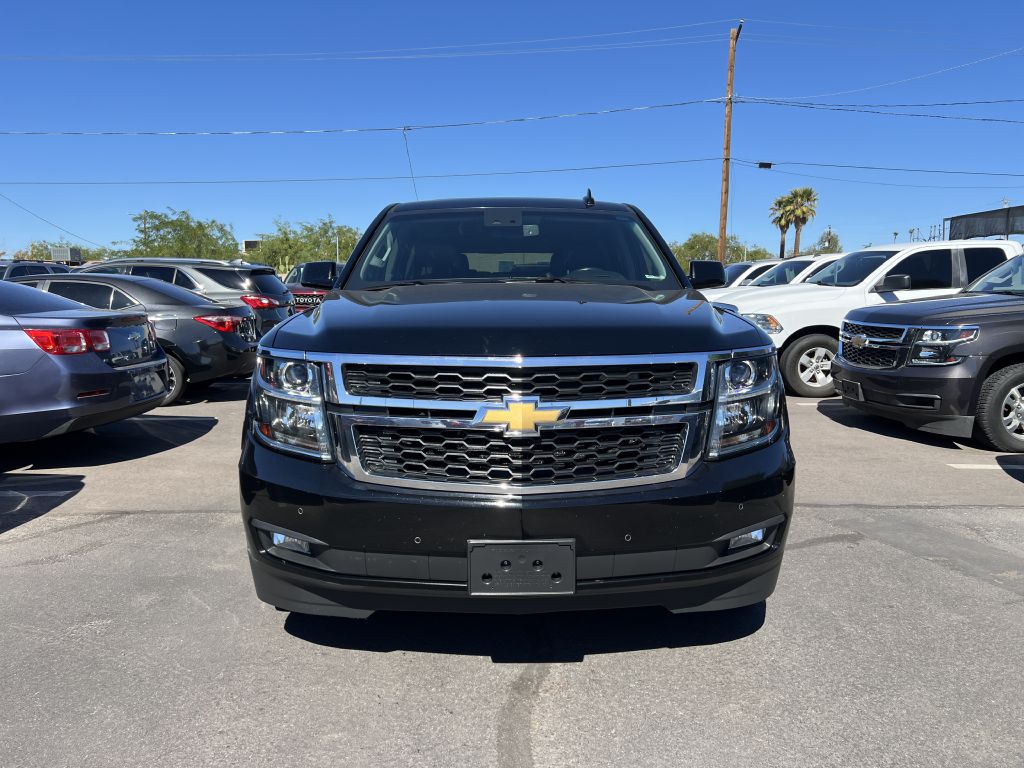 Photo 2 of this CHEVROLET SUBURBAN