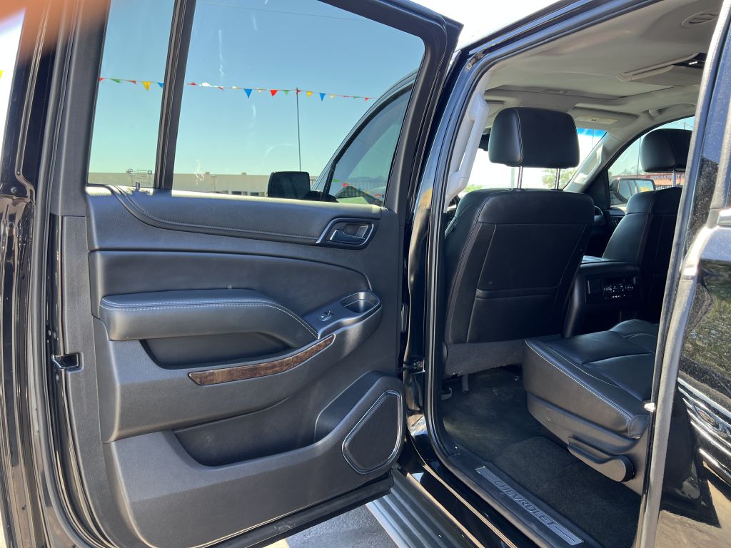 Photo 11 of this CHEVROLET SUBURBAN