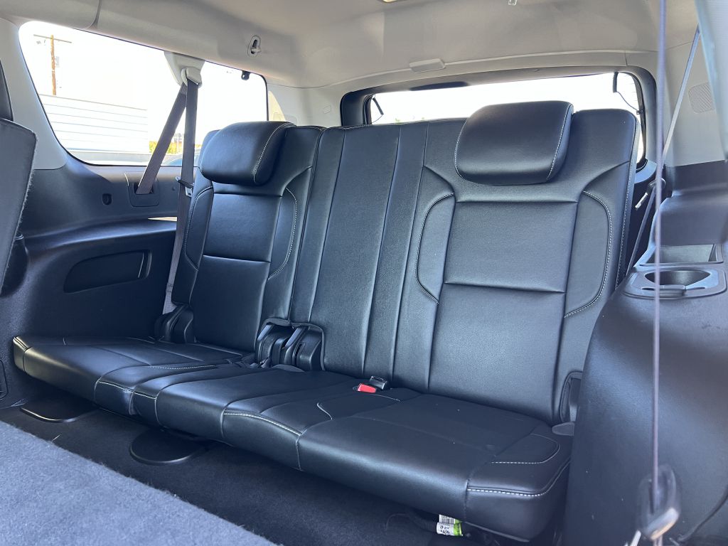 Photo 13 of this CHEVROLET SUBURBAN