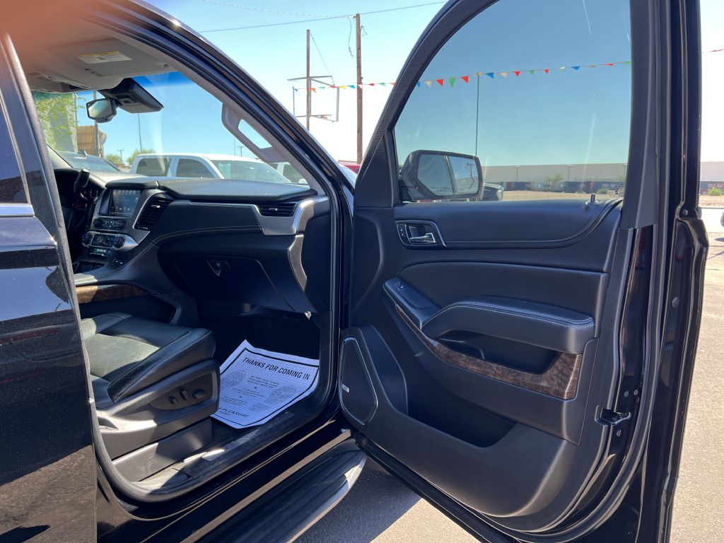 Photo 18 of this CHEVROLET SUBURBAN