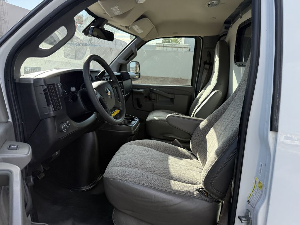 Photo 8 of this CHEVROLET EXPRESS G2500