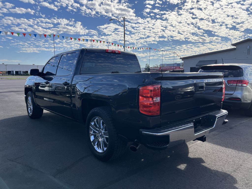 Photo 7 of this CHEVROLET SILVERADO