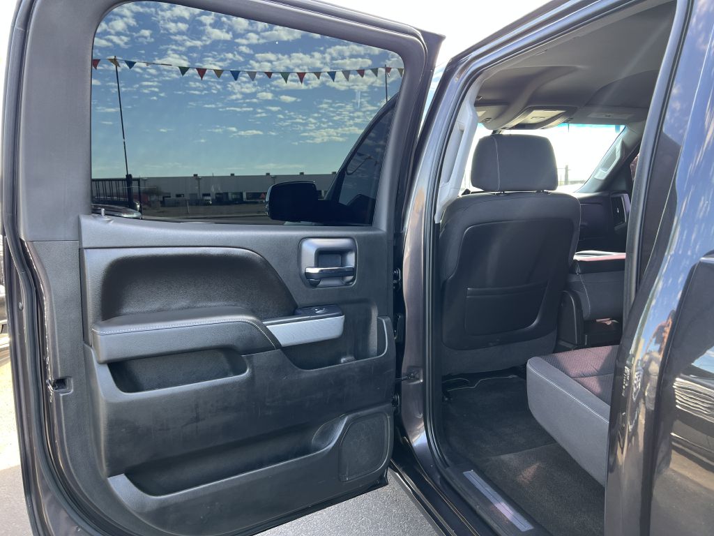 Photo 11 of this CHEVROLET SILVERADO