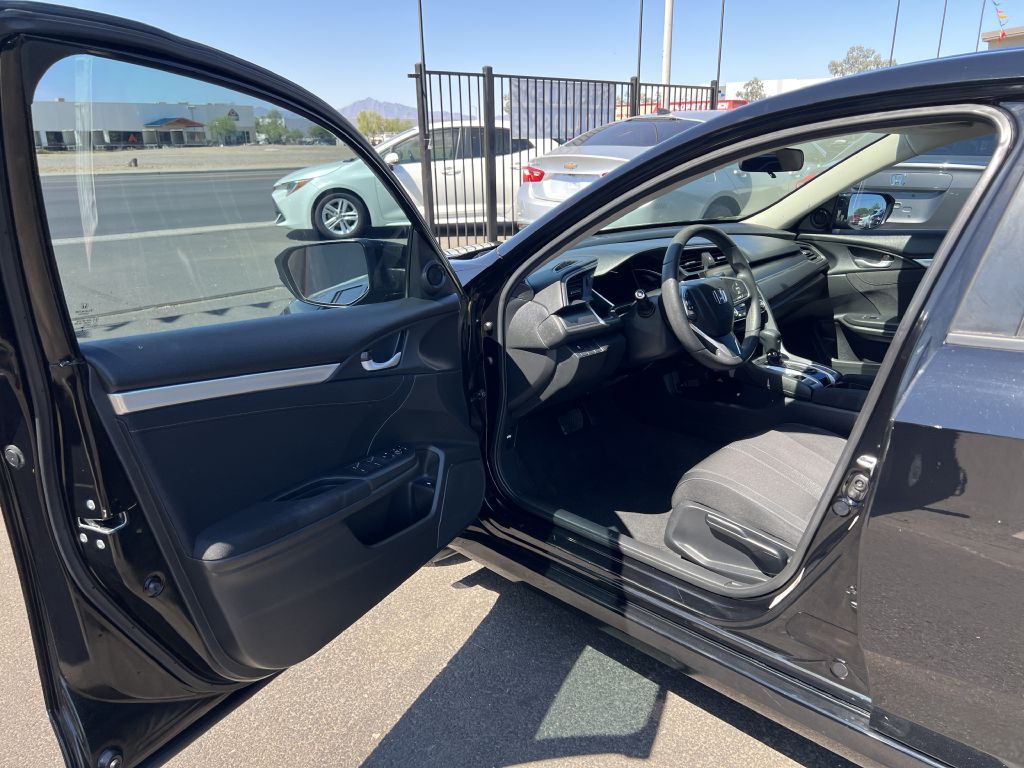 Photo 8 of this HONDA CIVIC