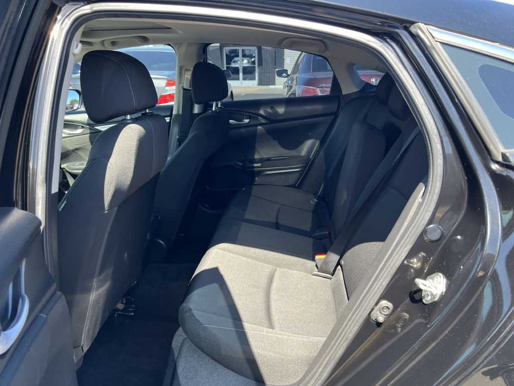 Photo 11 of this HONDA CIVIC