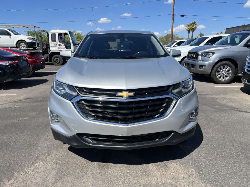 Photo 2 of this CHEVROLET EQUINOX