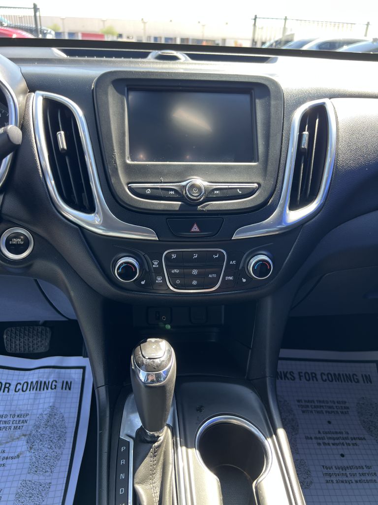 Photo 20 of this CHEVROLET EQUINOX