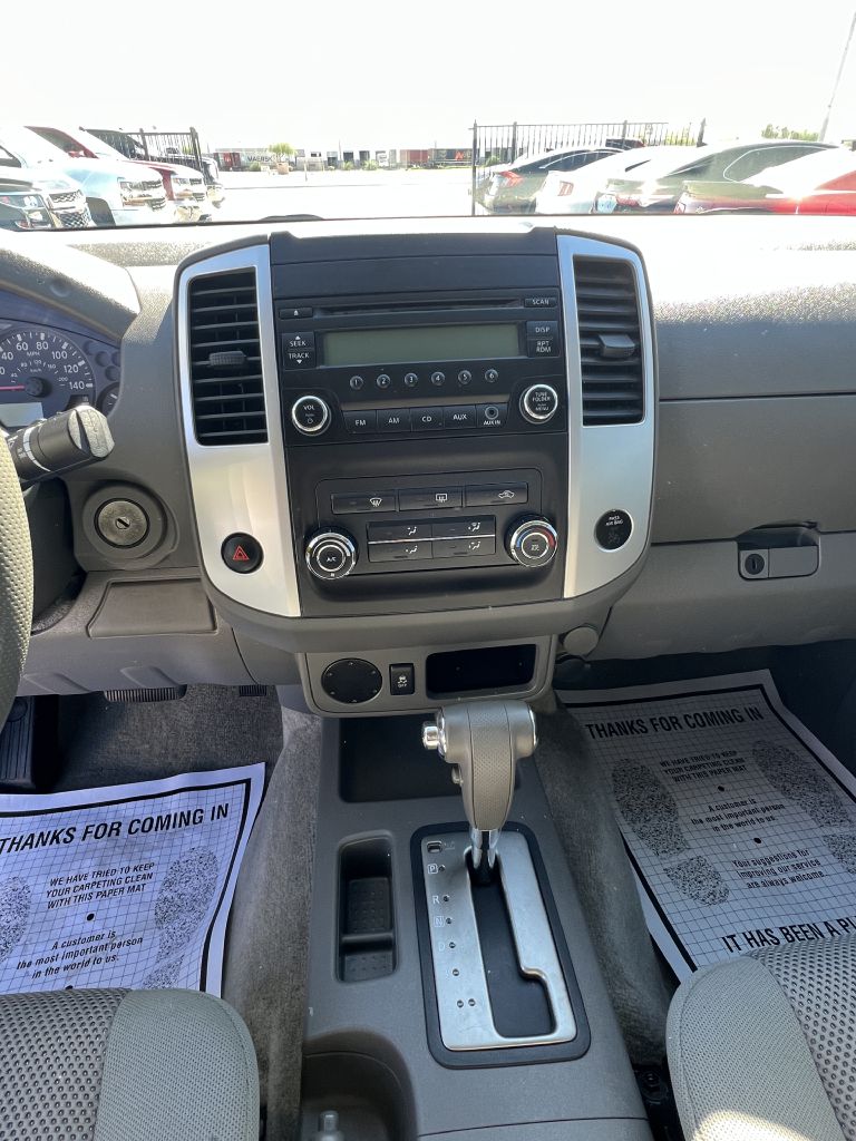 Photo 18 of this NISSAN FRONTIER