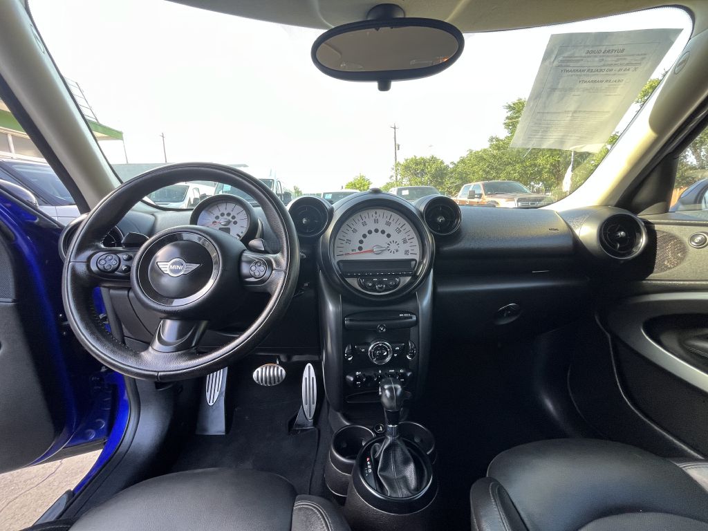 Photo 5 of this MINI COOPER