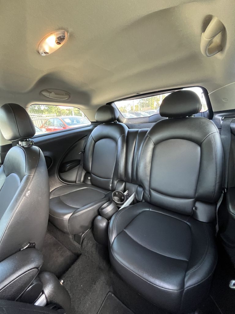 Photo 8 of this MINI COOPER