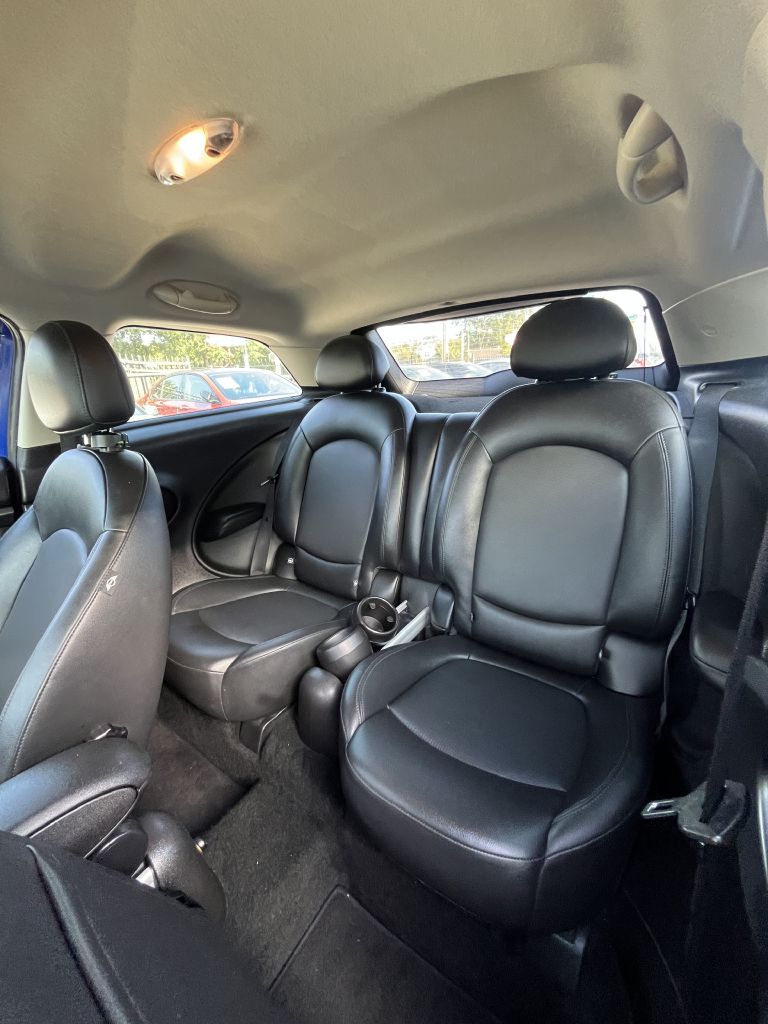 Photo 13 of this MINI COOPER